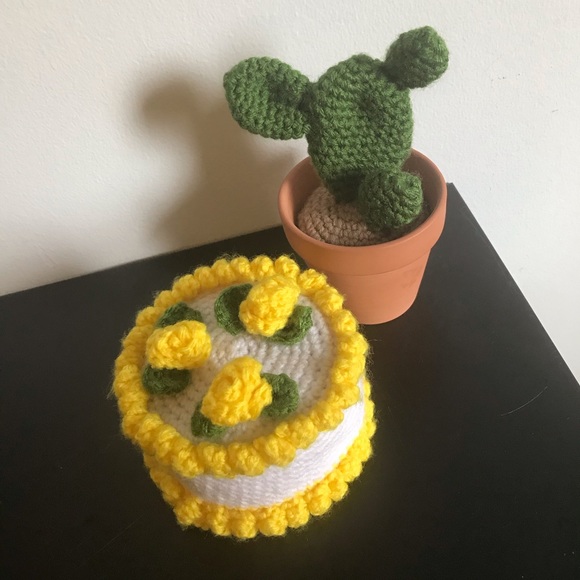 Blossoming Mango Cake - Picture 3 of 3